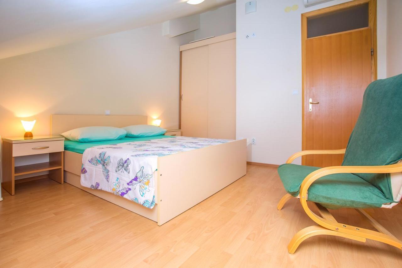 Apartmani Ribnjak Seka Omiš Eksteriør billede