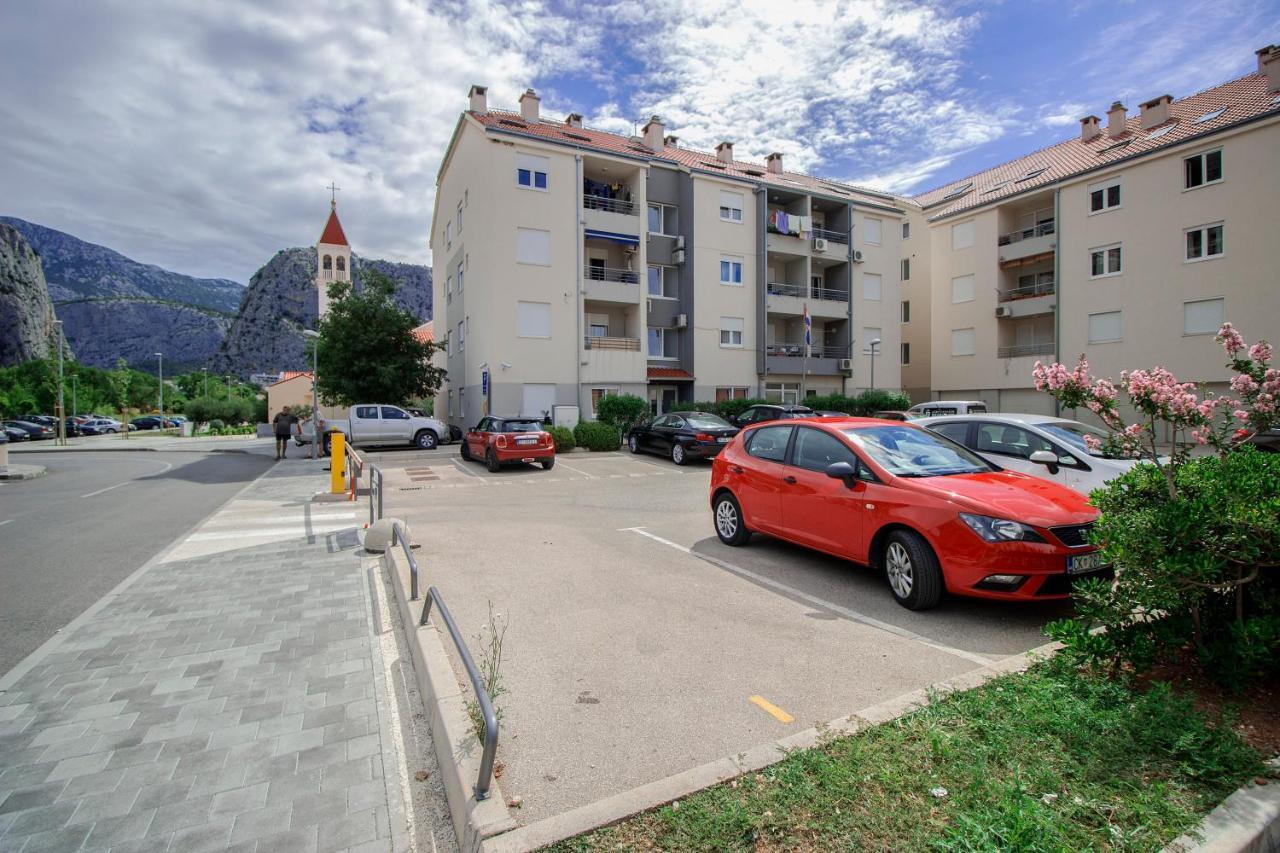 Apartmani Ribnjak Seka Omiš Eksteriør billede