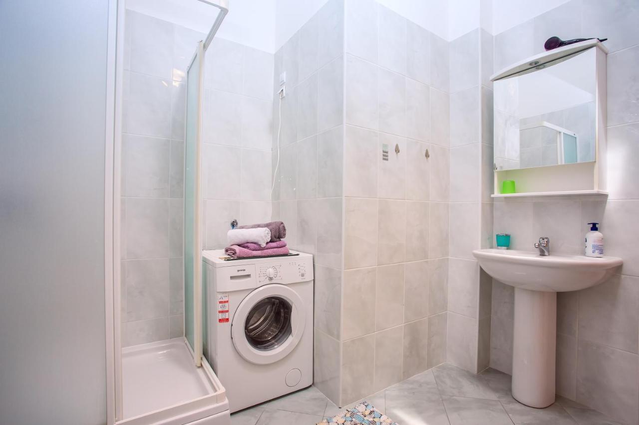 Apartmani Ribnjak Seka Omiš Eksteriør billede